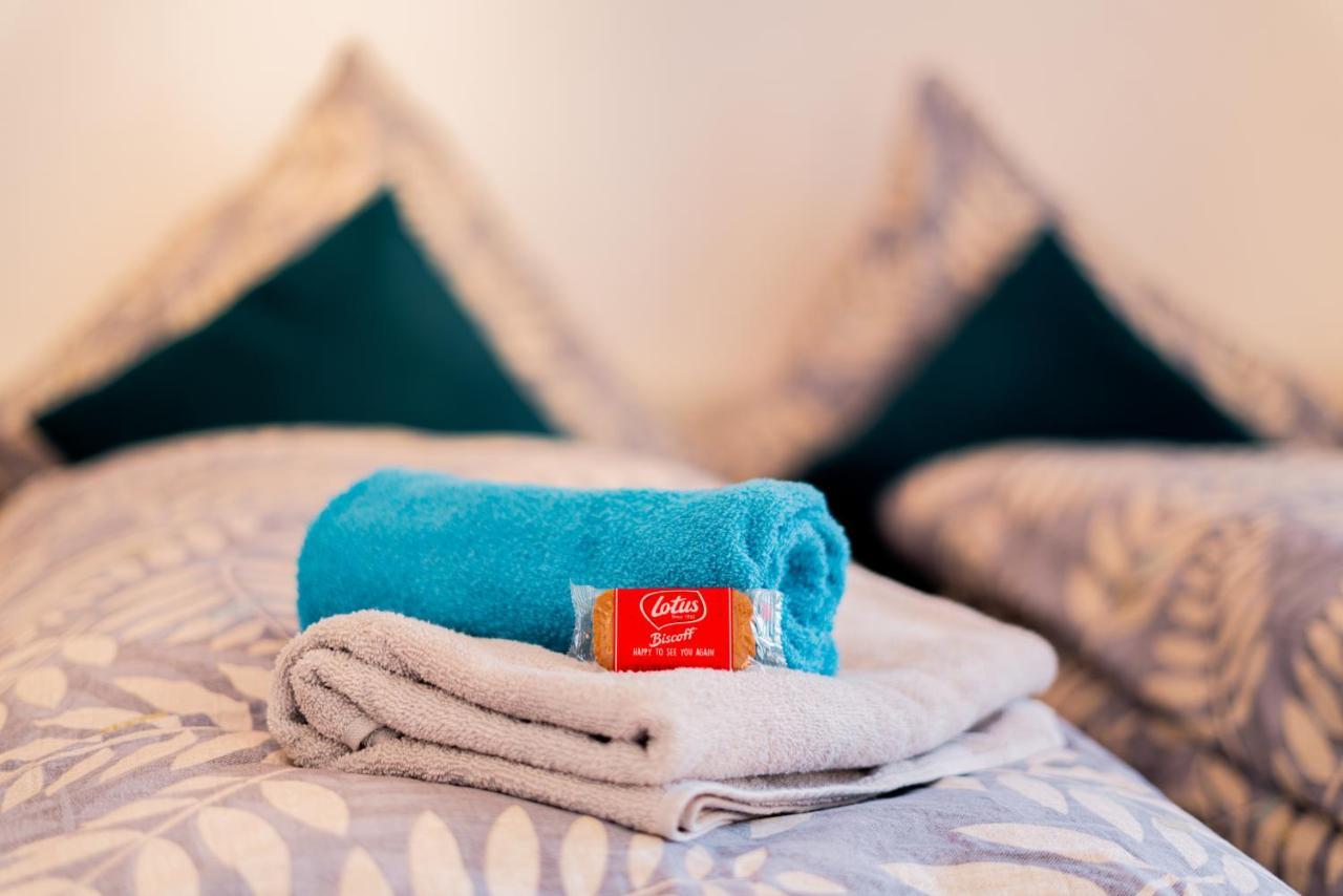 Helle Wohnung In Top-Lage, Hasselbachplatz - Altstadt, W-Lan, 4 Schlafplaetze Maagdenburg Buitenkant foto