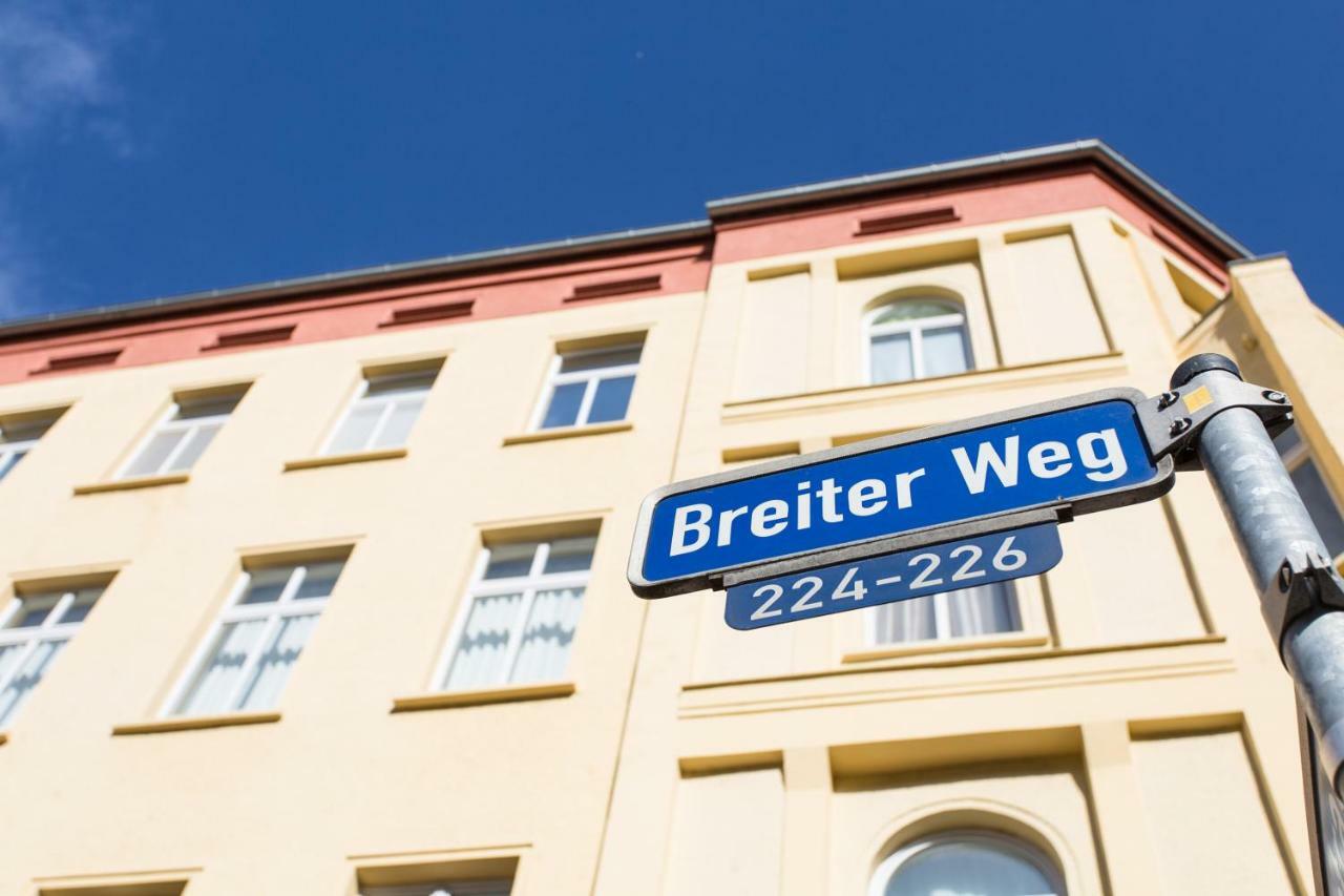 Helle Wohnung In Top-Lage, Hasselbachplatz - Altstadt, W-Lan, 4 Schlafplaetze Maagdenburg Buitenkant foto